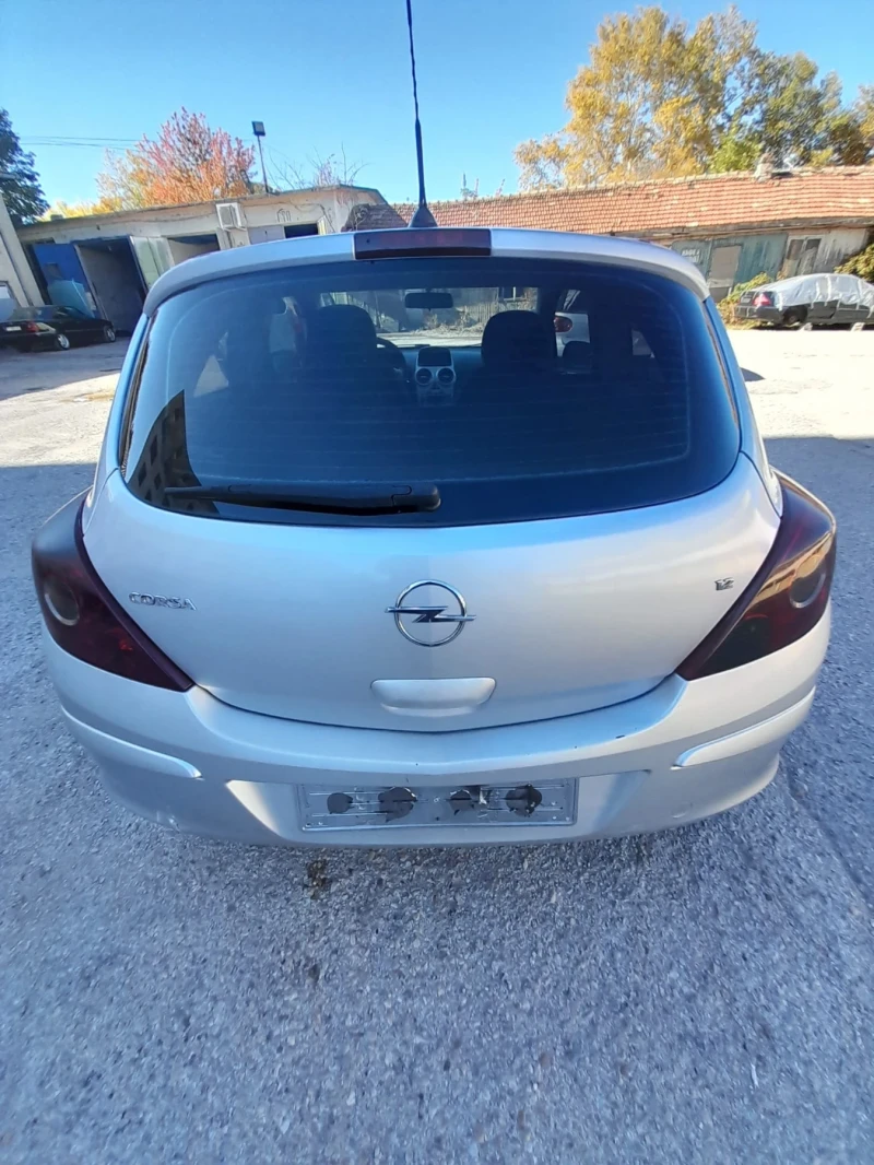 Opel Corsa 1.2 80 кс, снимка 8 - Автомобили и джипове - 47884280