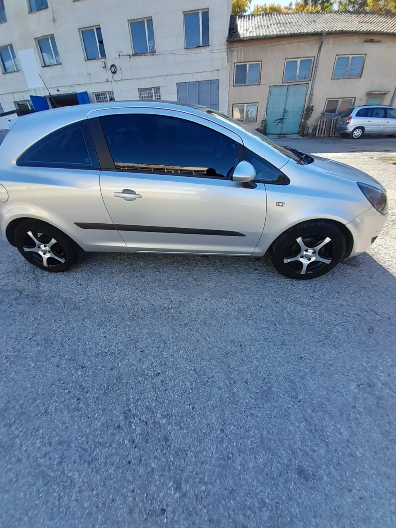 Opel Corsa 1.2 80 кс, снимка 2 - Автомобили и джипове - 47884280