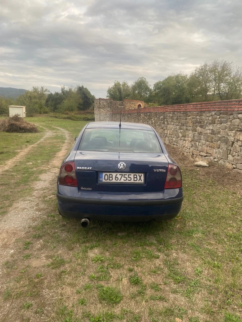 VW Passat 1, 9, снимка 3 - Автомобили и джипове - 48045444