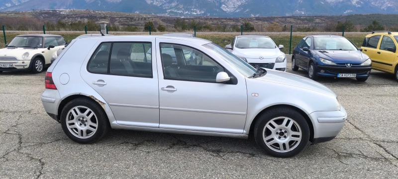 VW Golf 1.6LPG, снимка 3 - Автомобили и джипове - 48395307