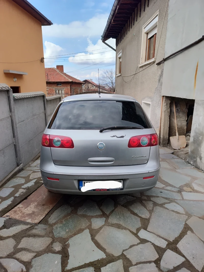 Fiat Croma 1.9 multijet, снимка 2 - Автомобили и джипове - 49316938