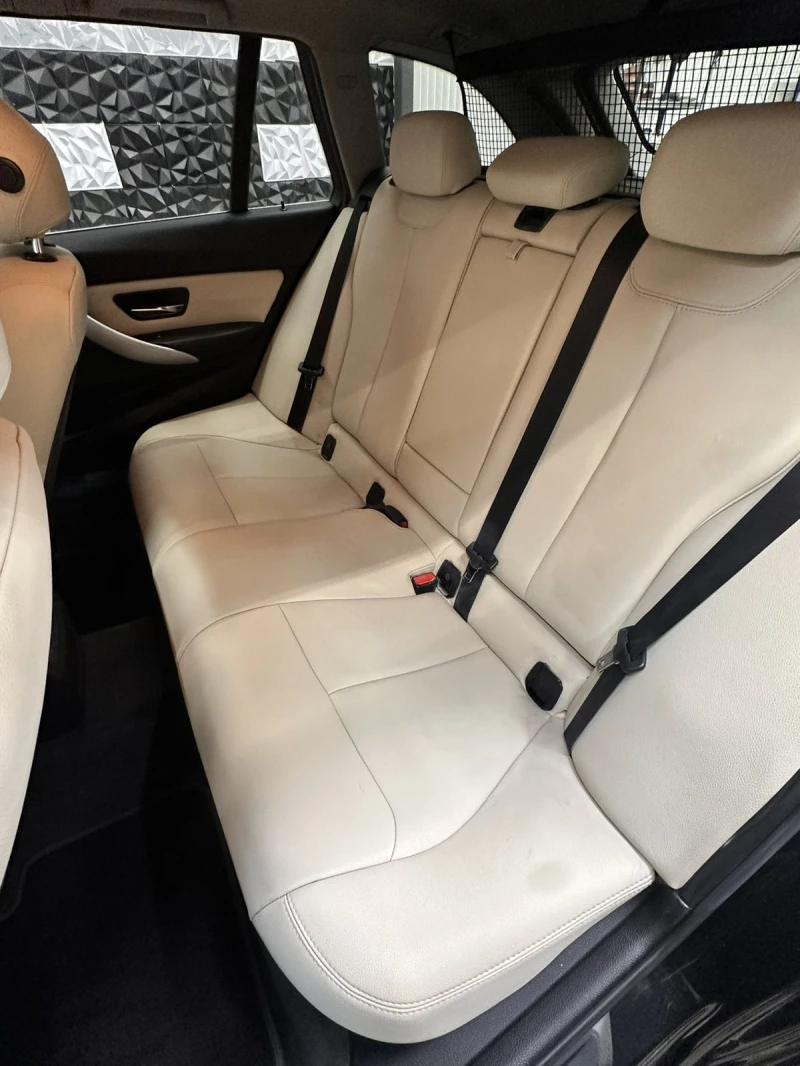 BMW 320 M PACK, снимка 8 - Автомобили и джипове - 50775871