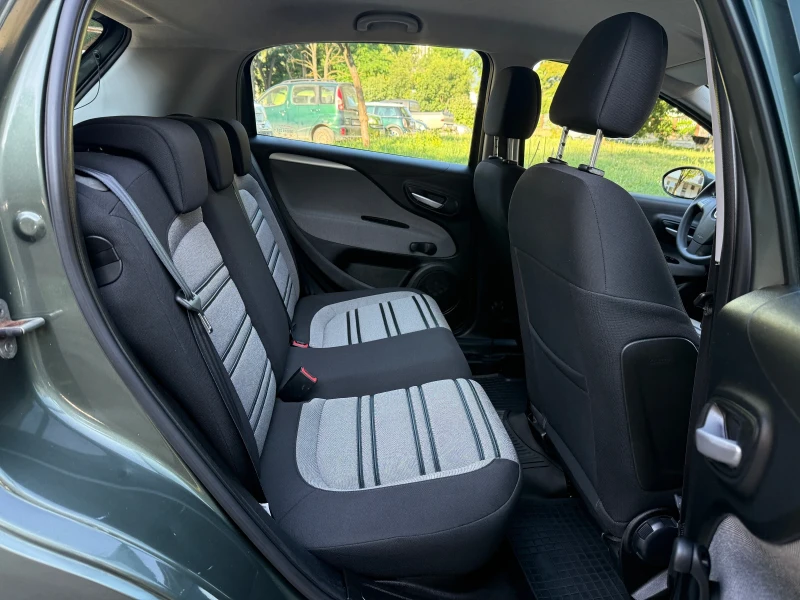 Fiat Punto 1.3 mjet, снимка 14 - Автомобили и джипове - 52219792