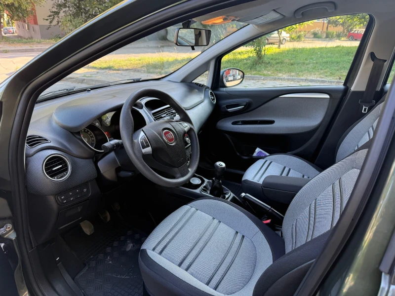 Fiat Punto 1.3 mjet, снимка 8 - Автомобили и джипове - 52219792