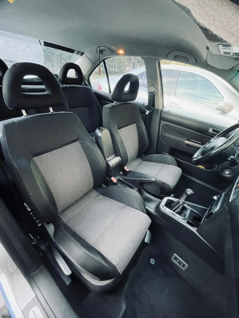 VW Bora 1.9, снимка 3 - Автомобили и джипове - 52256012