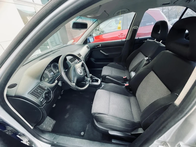 VW Bora 1.9, снимка 5 - Автомобили и джипове - 52256012