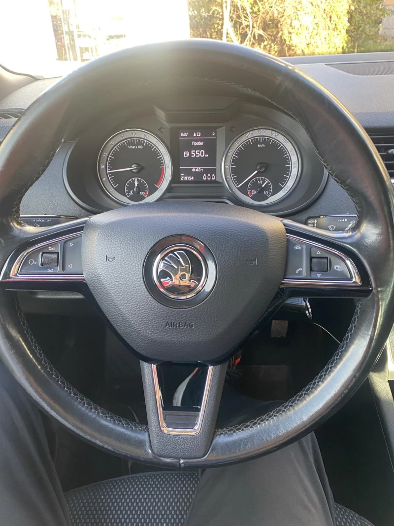 Skoda Octavia SKOUT 4X4, снимка 7 - Автомобили и джипове - 52568109