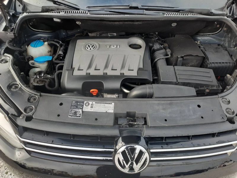 VW Touran 1.6 105к.с 7 местен, снимка 13 - Автомобили и джипове - 52540606