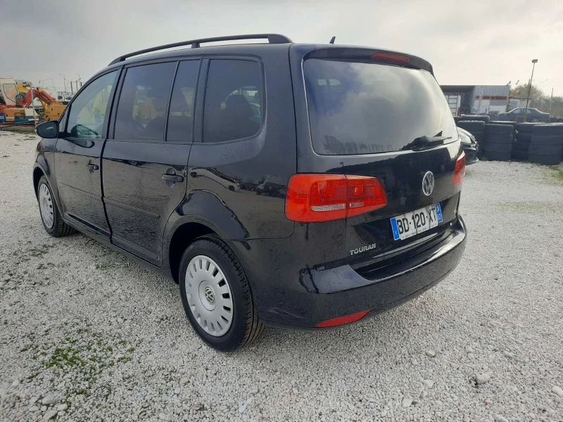 VW Touran 1.6 105к.с 7 местен, снимка 5 - Автомобили и джипове - 52540606