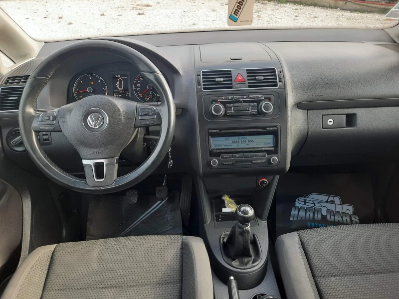VW Touran 1.6 105к.с 7 местен, снимка 11 - Автомобили и джипове - 52540606