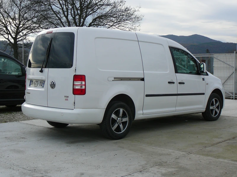 VW Caddy 1.6 tdi MAXI 102кс, снимка 5 - Автомобили и джипове - 52828949