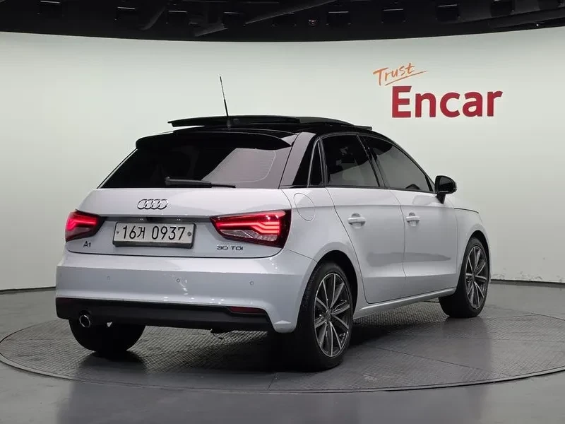 Audi A1 * 1.6 TDI* ���������� ��� ������������ ������*  | Mobile.bg � ����������� 5