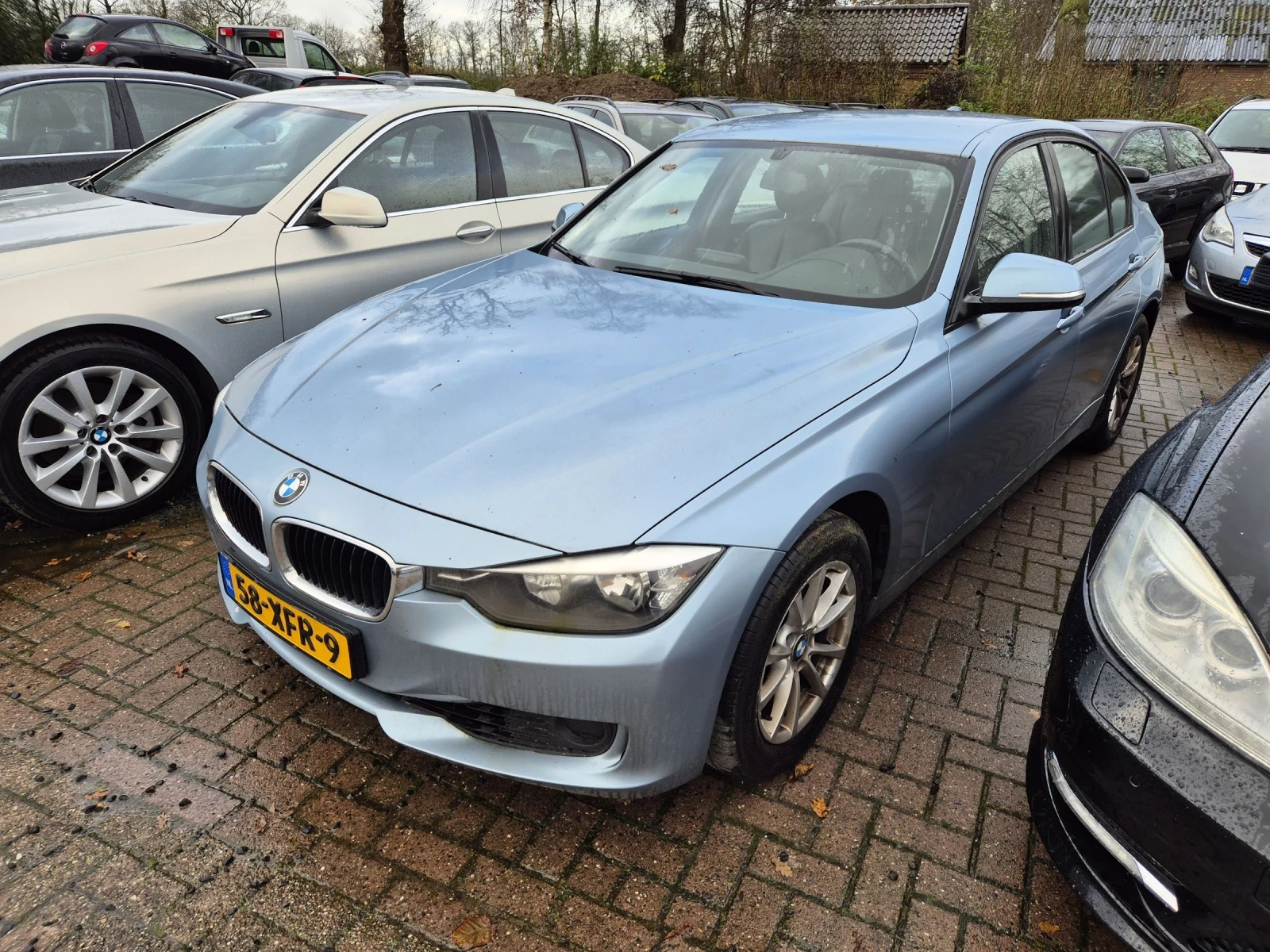 BMW 320 2.0 I 184 к.с. АВТОМАТИК | Mobile.bg — изображение 1