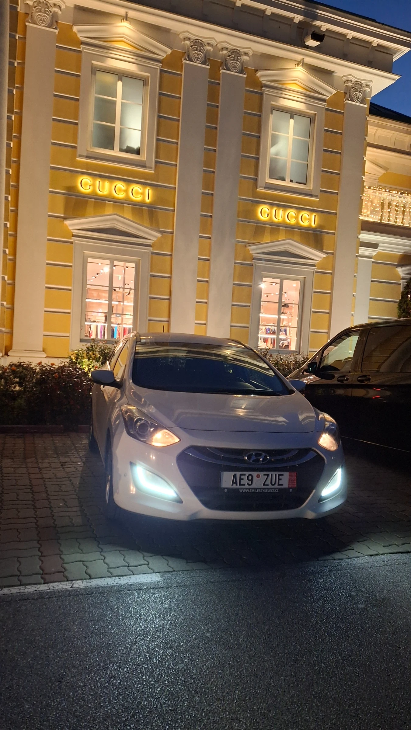 Hyundai I30 1.6 CRDI 110 . Weekend-Automat | Mobile.bg   17