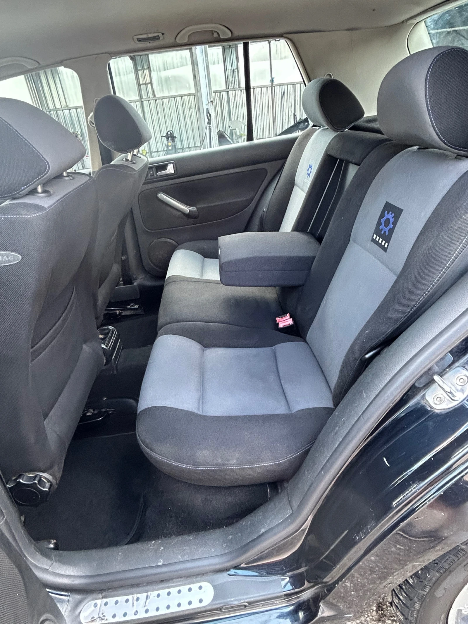 VW Golf 1.9tdi 101 2002 - изображение 7