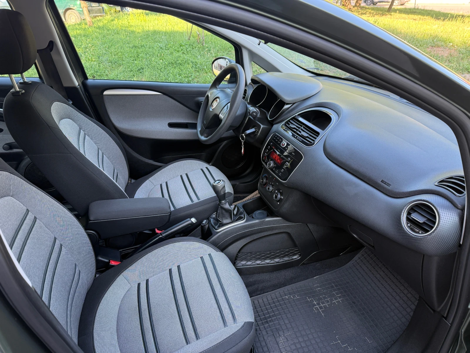 Fiat Punto 1.3 mjet - изображение 9