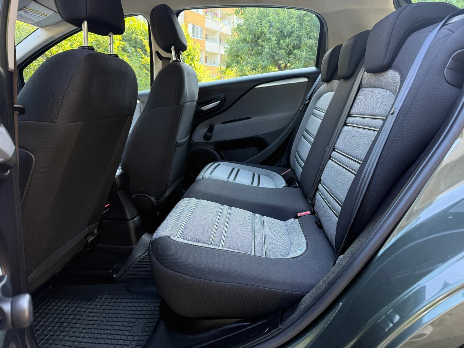 Fiat Punto 1.3 mjet | Mobile.bg — изображение 13