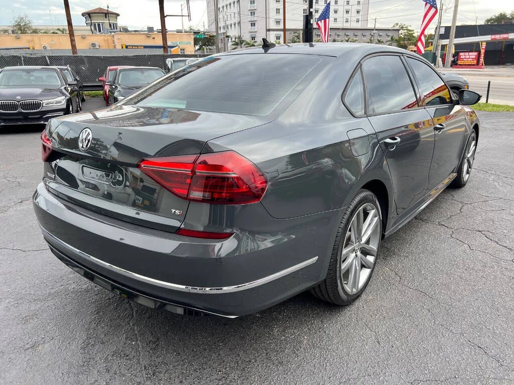 VW Passat R-Line HeadUp* АвтоКредит* (ЦЕНА ДО БГ) - изображение 5