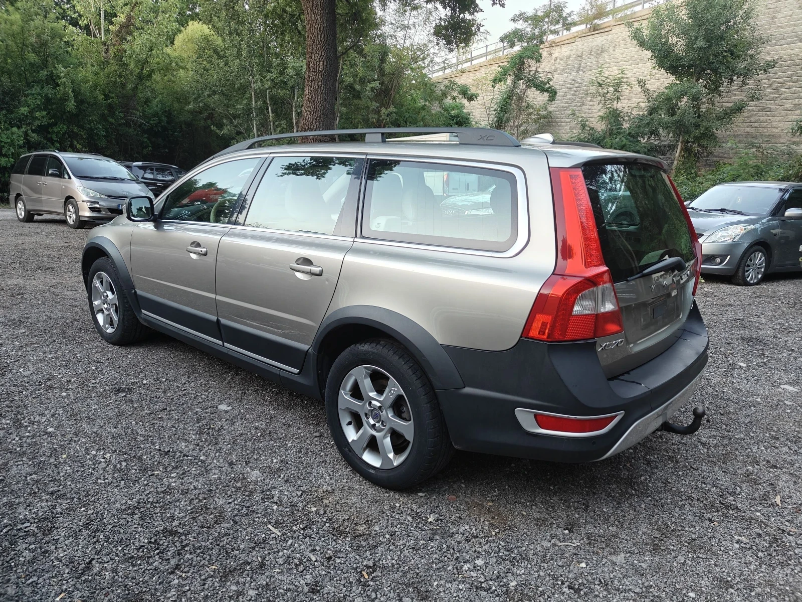 Volvo Xc70 3.2 AWD - изображение 2