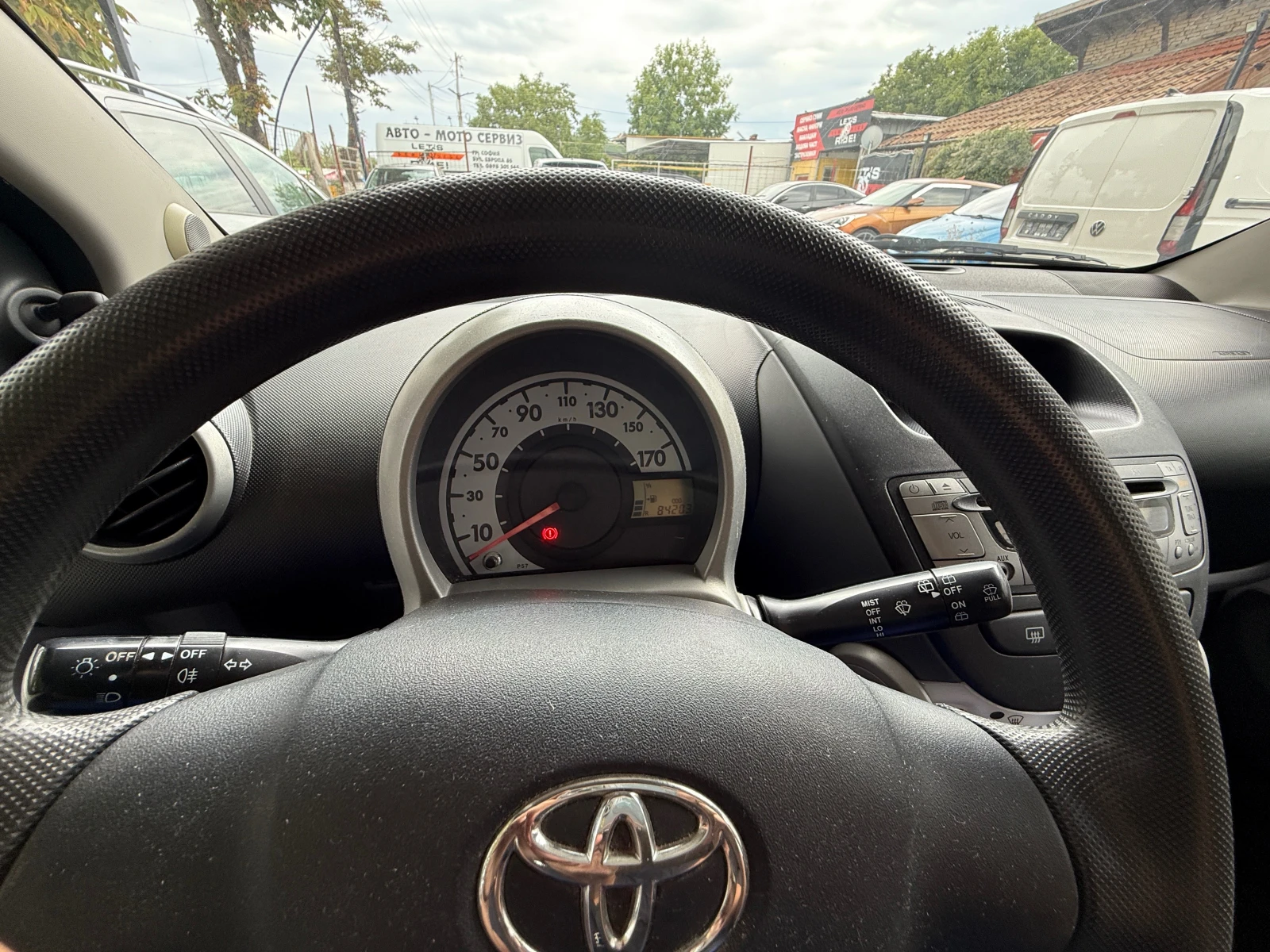 Toyota Aygo 1, 0 VVT-i - изображение 6