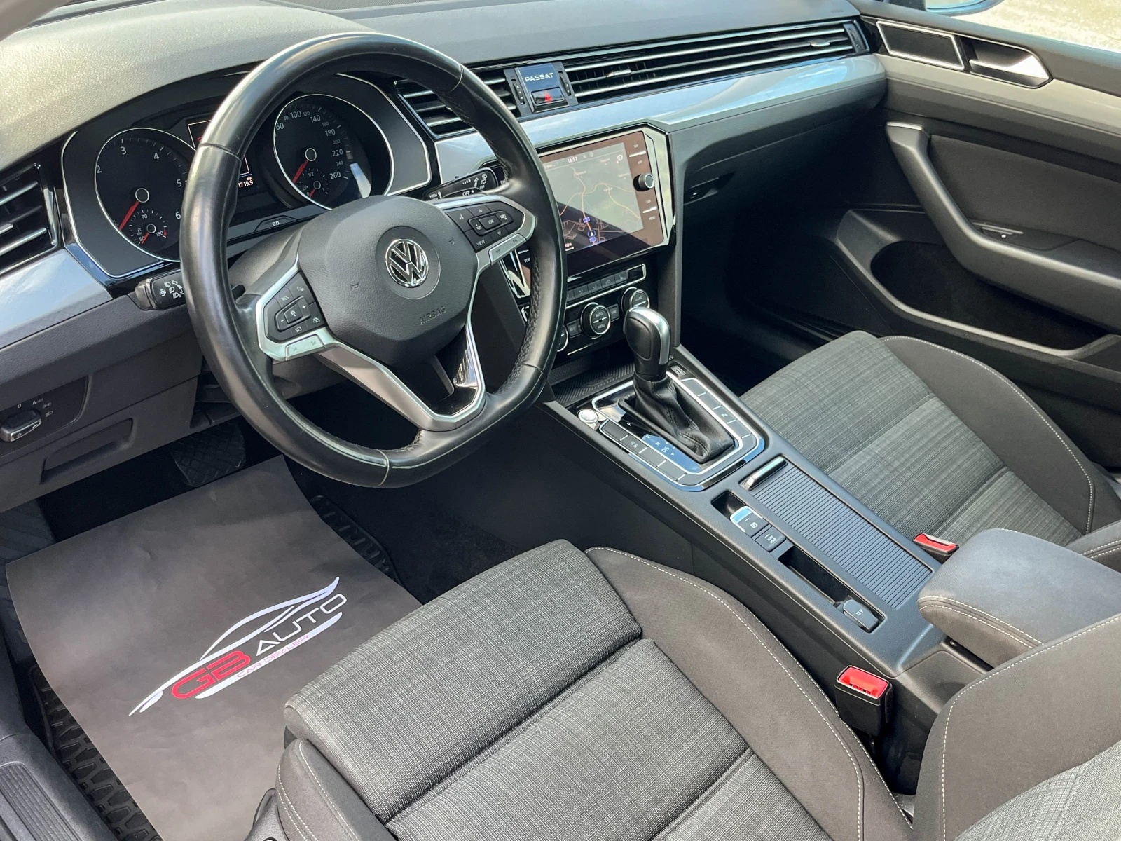 VW Passat 2.0TDI* FACELIFT* DISTRONIC*  - изображение 10