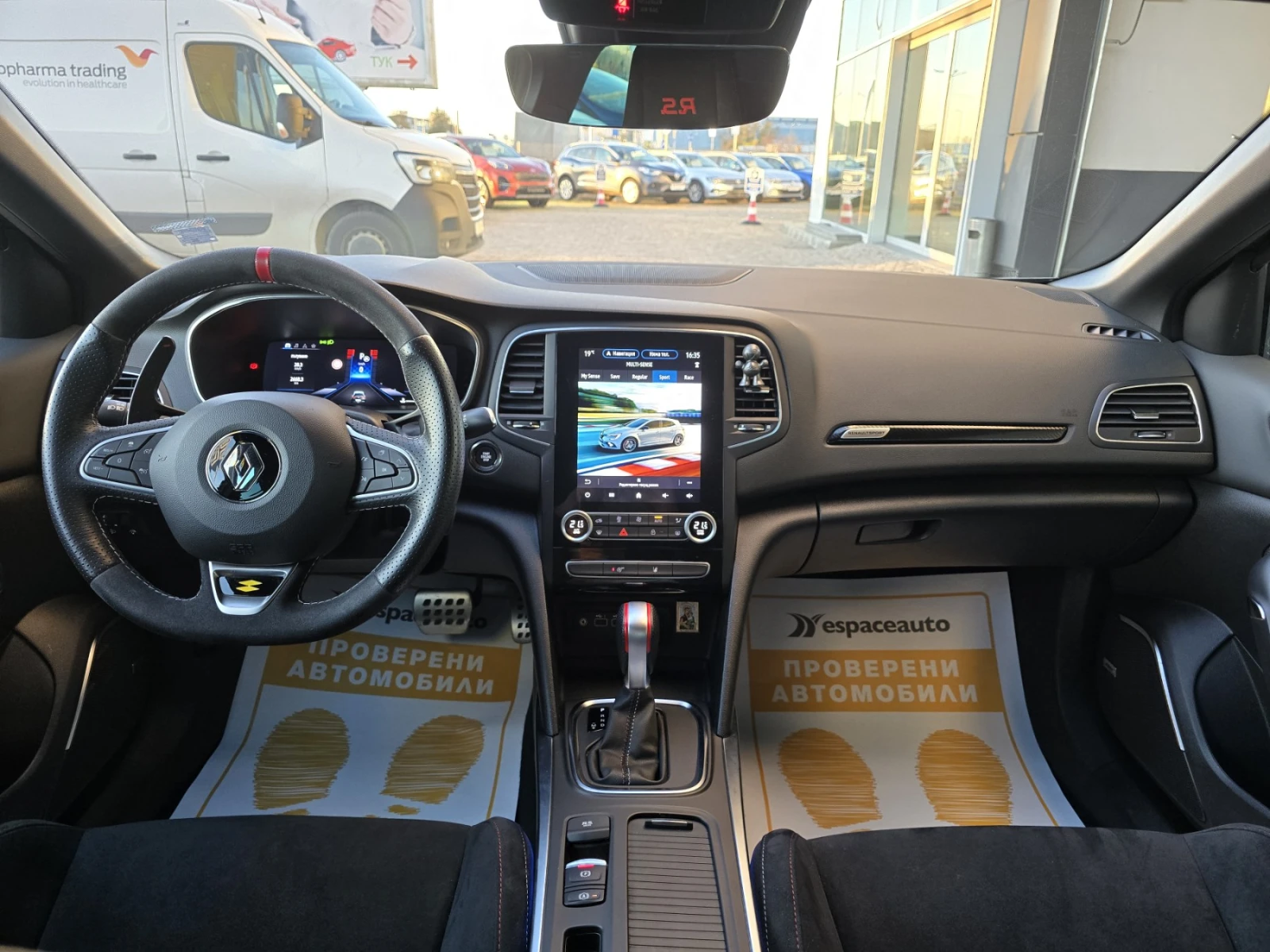 Renault Megane 1.8TCe 300к.с. A/T - изображение 8