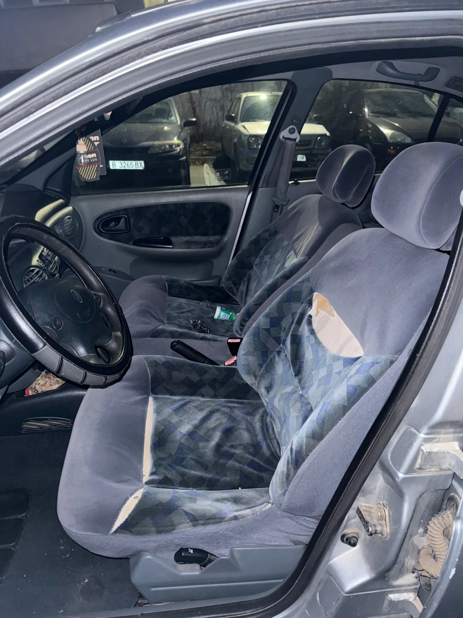 Renault Megane Renault Megane 1.6 ������ 75 �.�. 1998 �. | Mobile.bg � ����������� 11