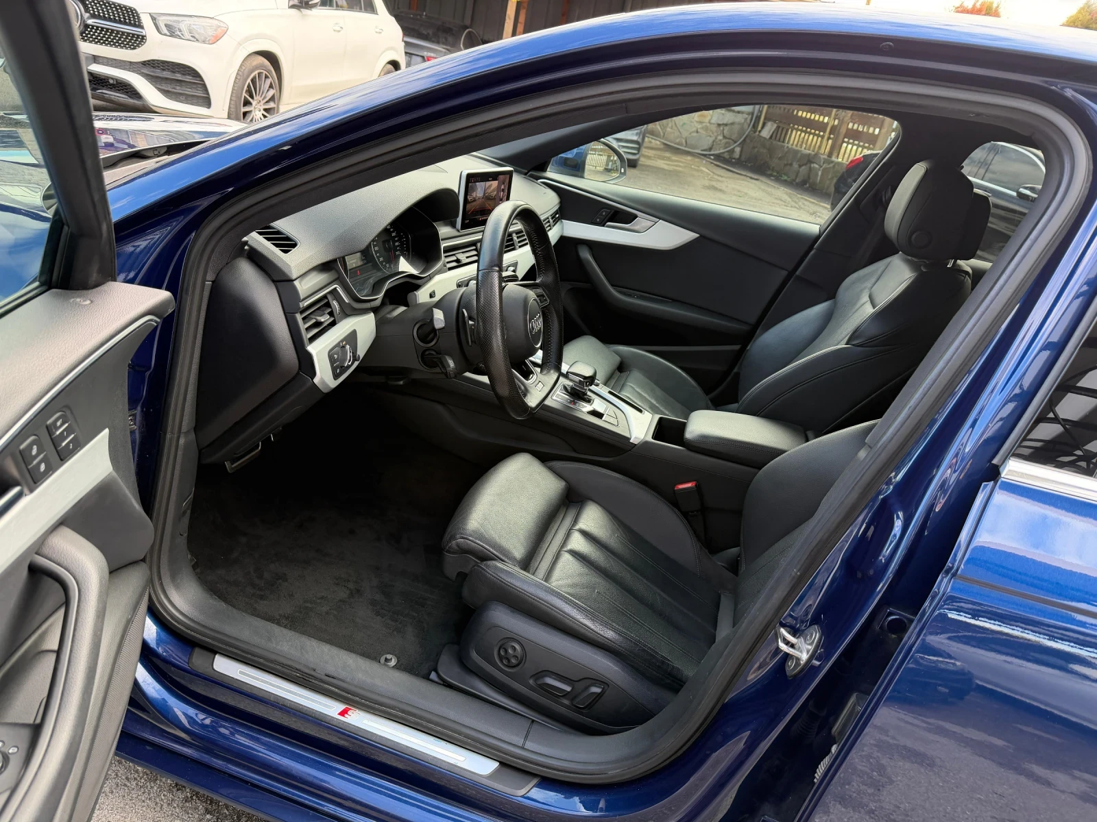 Audi A4 2.0TFSI Progressiv S-Line Quattro, снимка 12 - Автомобили и джипове - 53403248