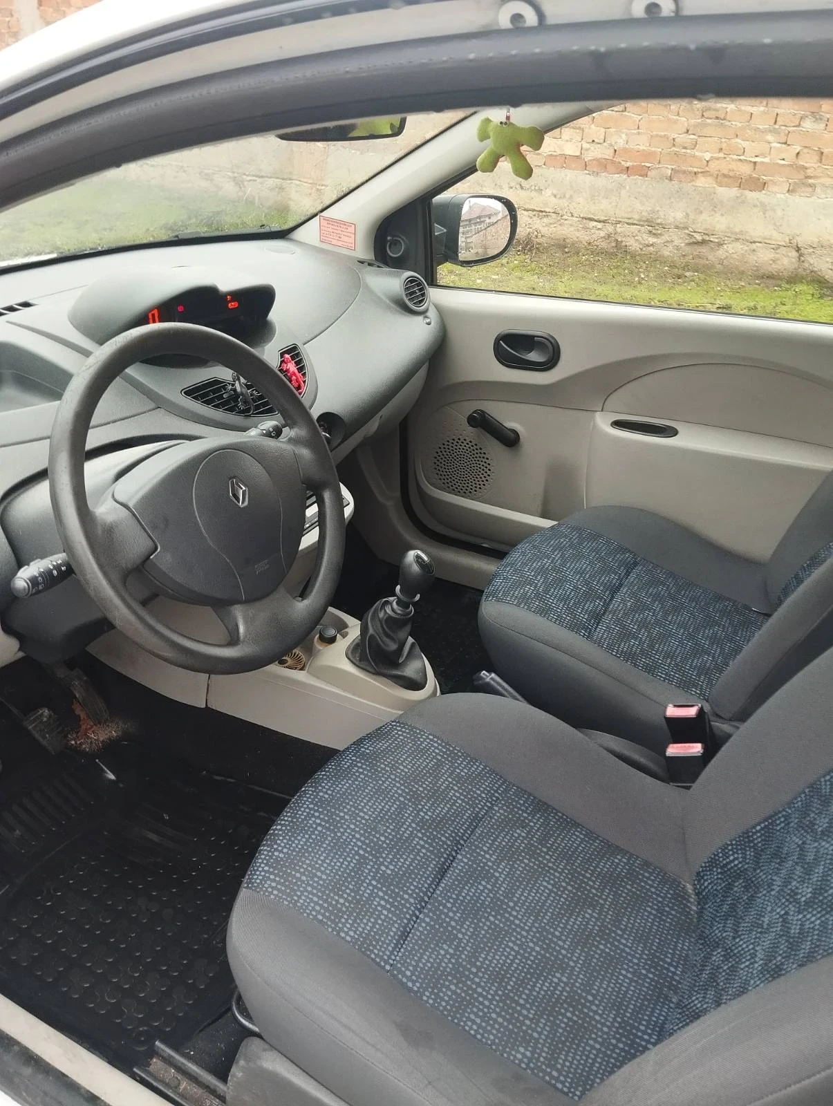 Renault Twingo  - изображение 3