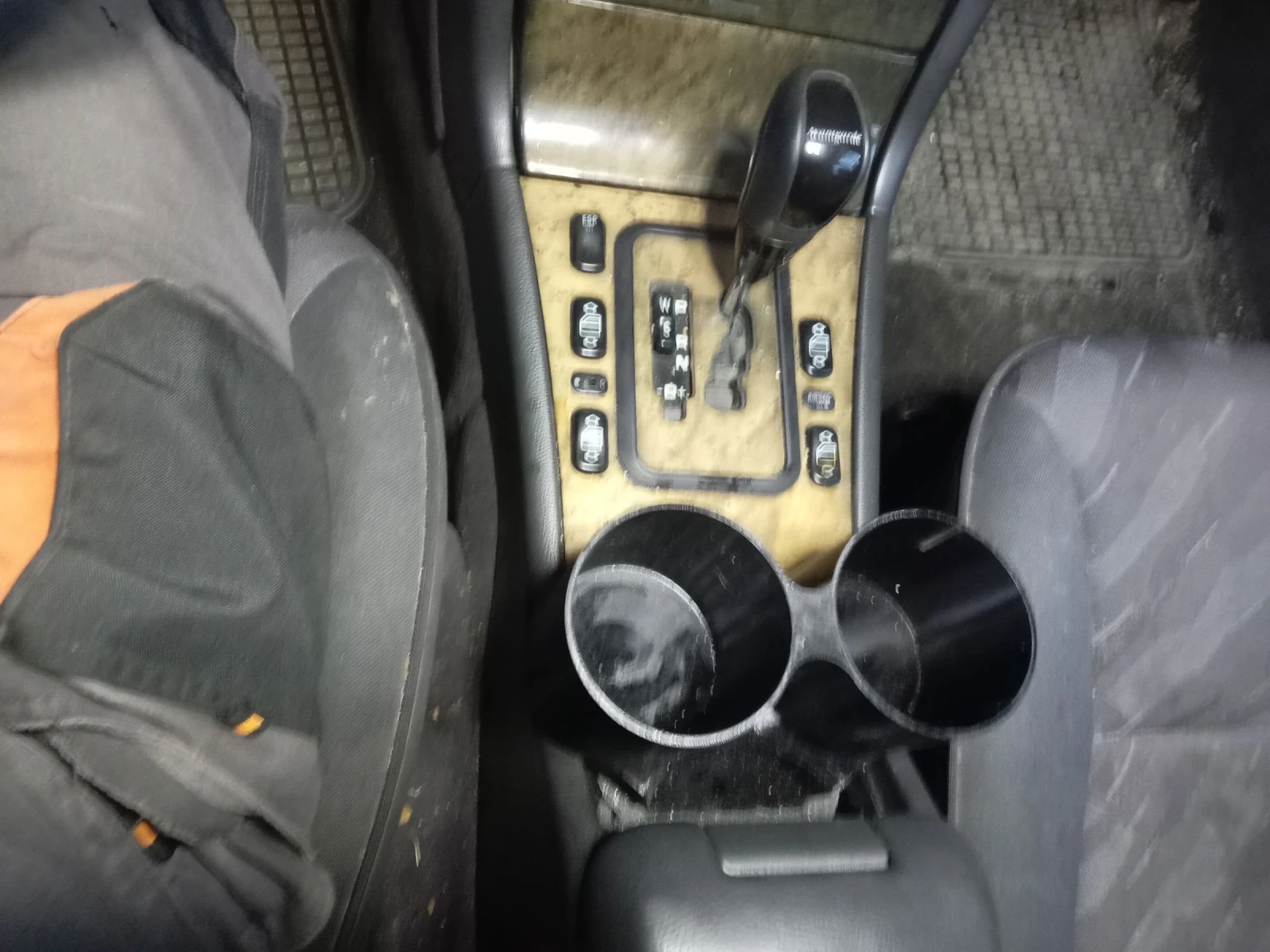 Mercedes-Benz E 200, снимка 9 - Автомобили и джипове - 53734881