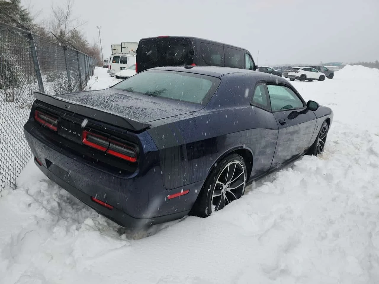 Dodge Challenger 6.4L SCAT PACK SHAKER * CARFAX *  - изображение 3