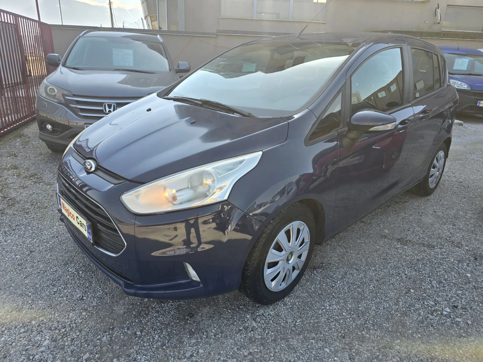 Ford B-Max 1.0i, снимка 2 - Автомобили и джипове - 53860477
