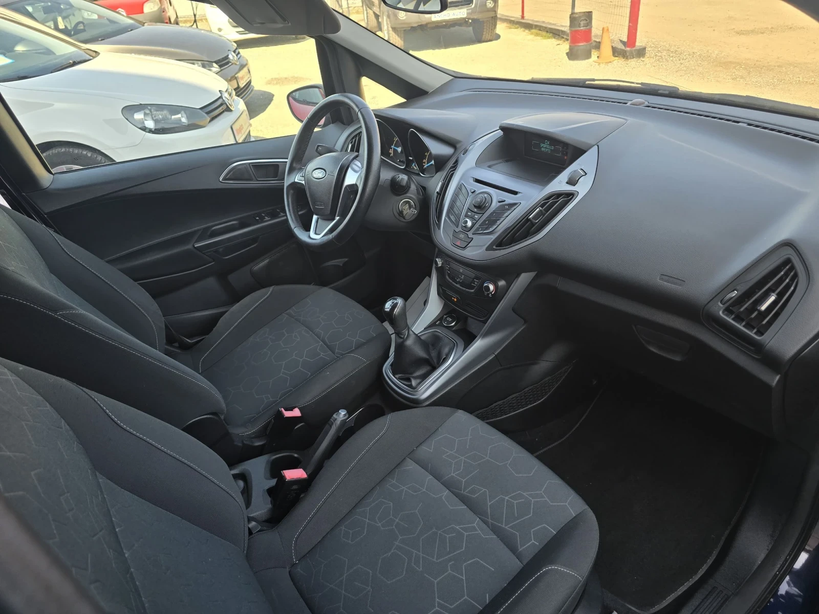 Ford B-Max 1.0i, снимка 10 - Автомобили и джипове - 53860477
