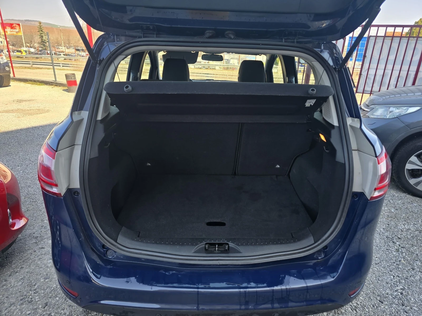 Ford B-Max 1.0i, снимка 12 - Автомобили и джипове - 53860477