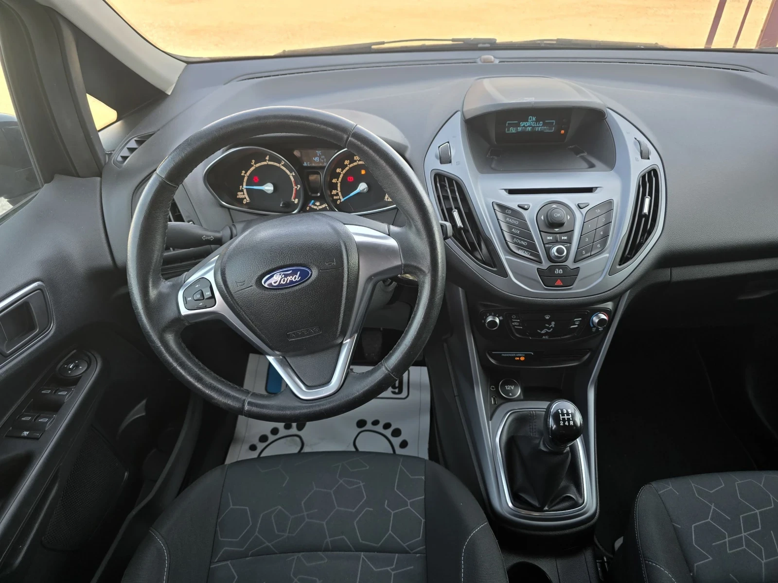 Ford B-Max 1.0i, снимка 11 - Автомобили и джипове - 53860477
