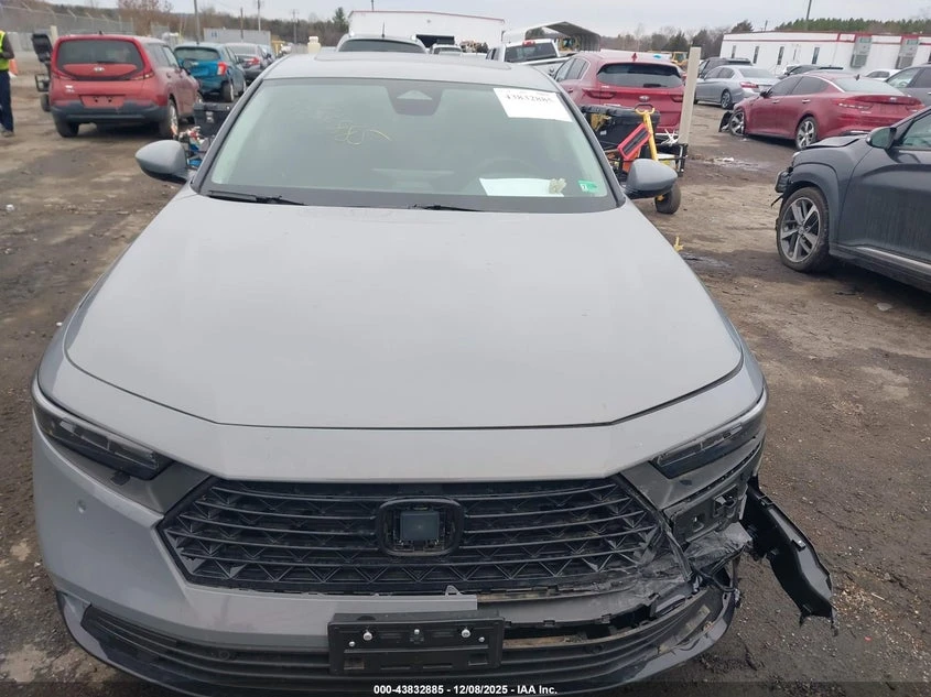 Honda Accord 2.0L I-4 DI, DOHC, VVT, 146HP Front Wheel Drive | Mobile.bg � ����������� 12