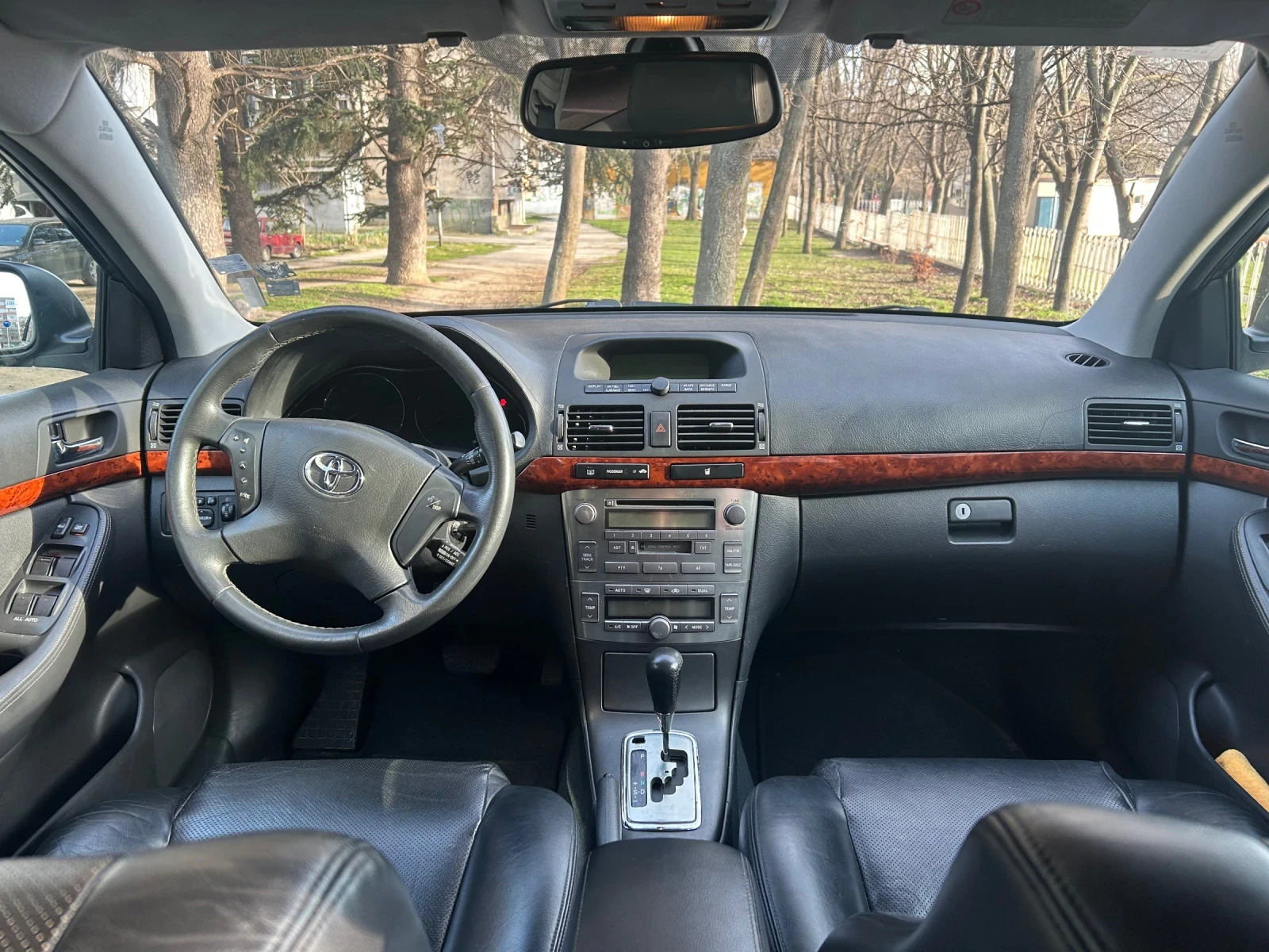 Toyota Avensis, снимка 7 - Автомобили и джипове - 53975428