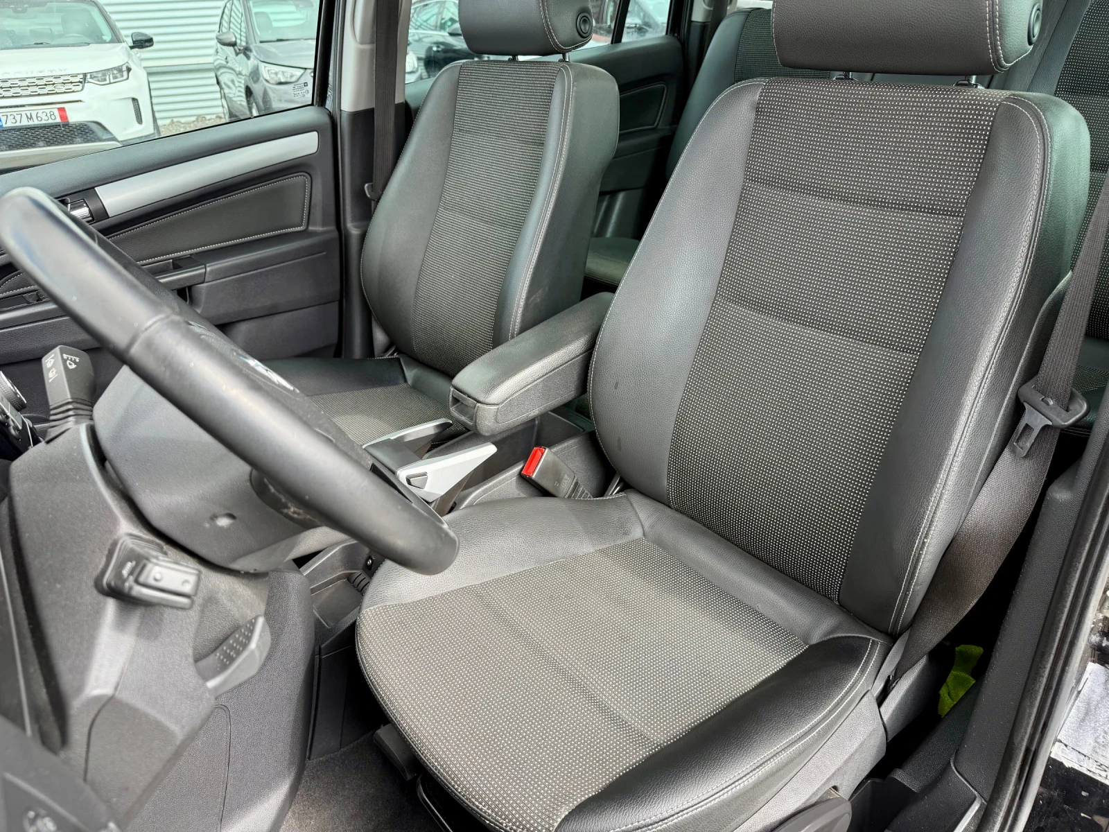 Opel Zafira 6+ 1* EcomTurbo* Cosmo* Панорама* Темпомат, снимка 9 - Автомобили и джипове - 54032831