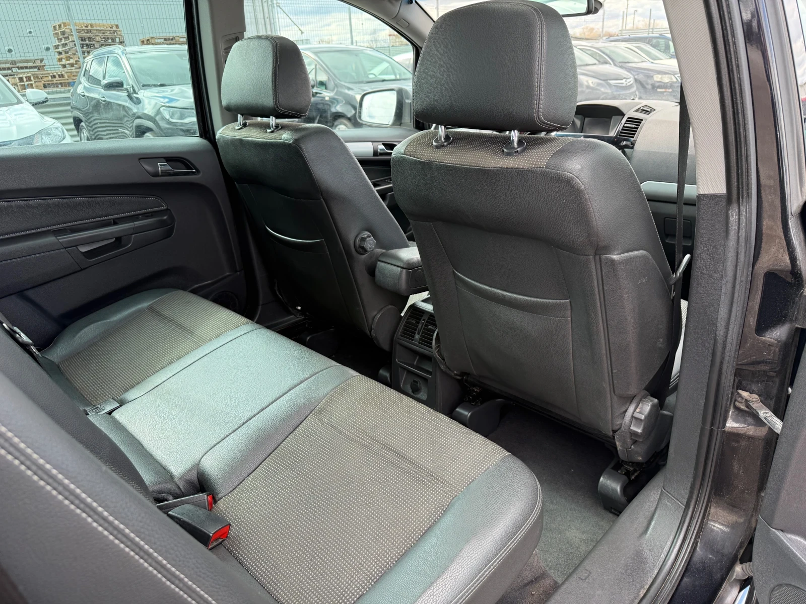 Opel Zafira 6+ 1* EcomTurbo* Cosmo* Панорама* Темпомат, снимка 11 - Автомобили и джипове - 54032831