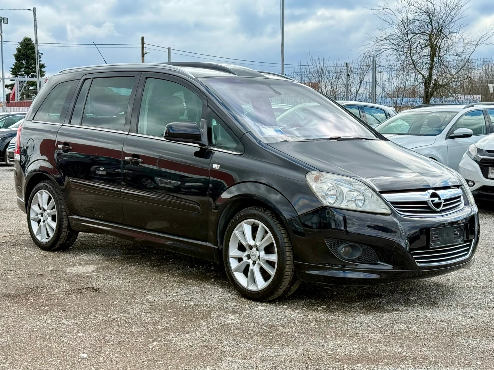 Opel Zafira 6+ 1* EcomTurbo* Cosmo* Панорама* Темпомат, снимка 7 - Автомобили и джипове - 54032831