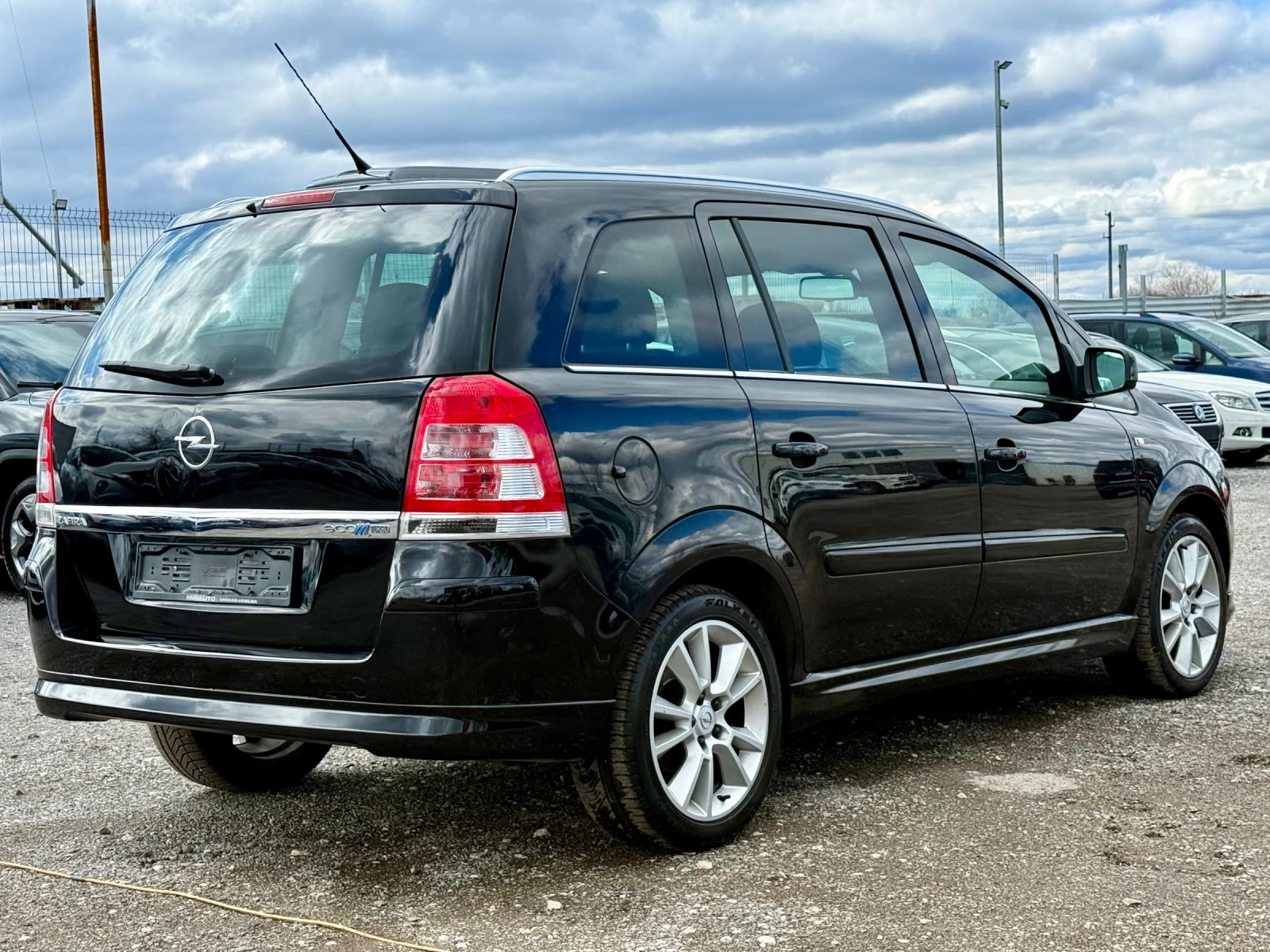 Opel Zafira 6+ 1* EcomTurbo* Cosmo* Панорама* Темпомат, снимка 5 - Автомобили и джипове - 54032831