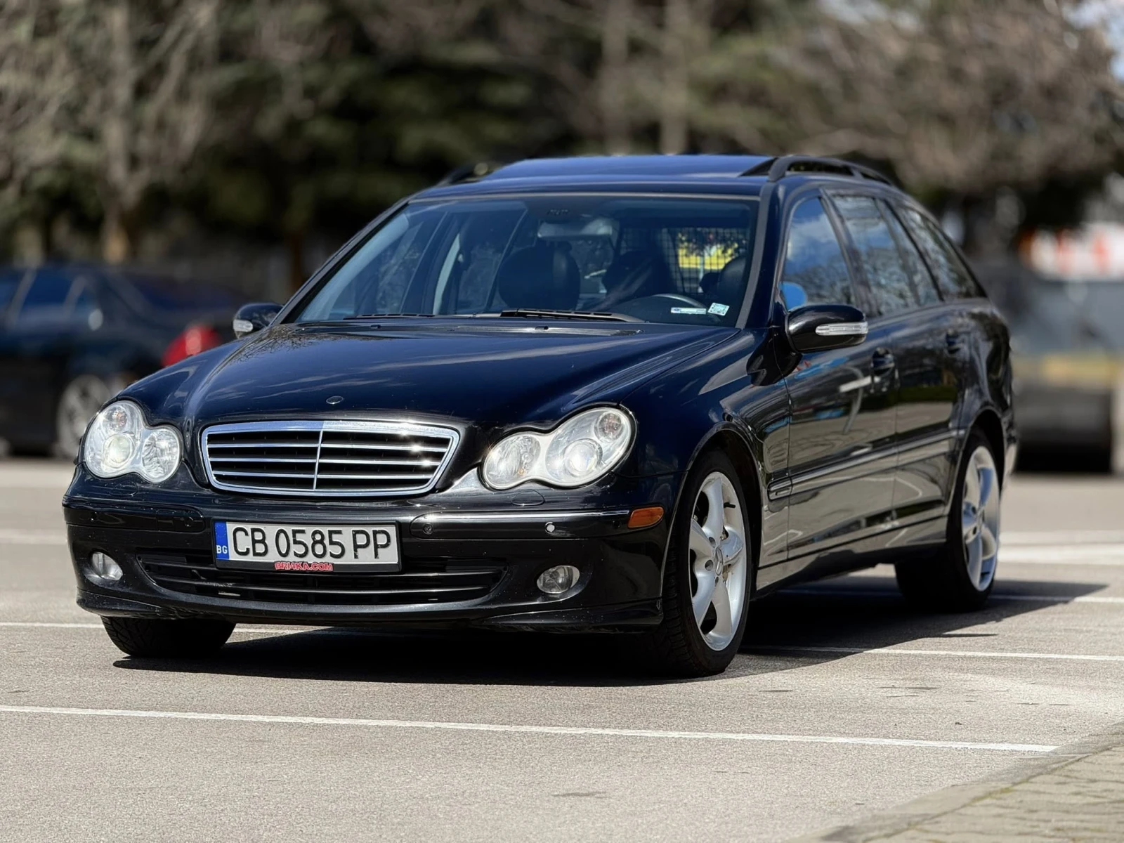 Mercedes-Benz C 320 7 g tronik TOP !, снимка 3 - Автомобили и джипове - 54163609