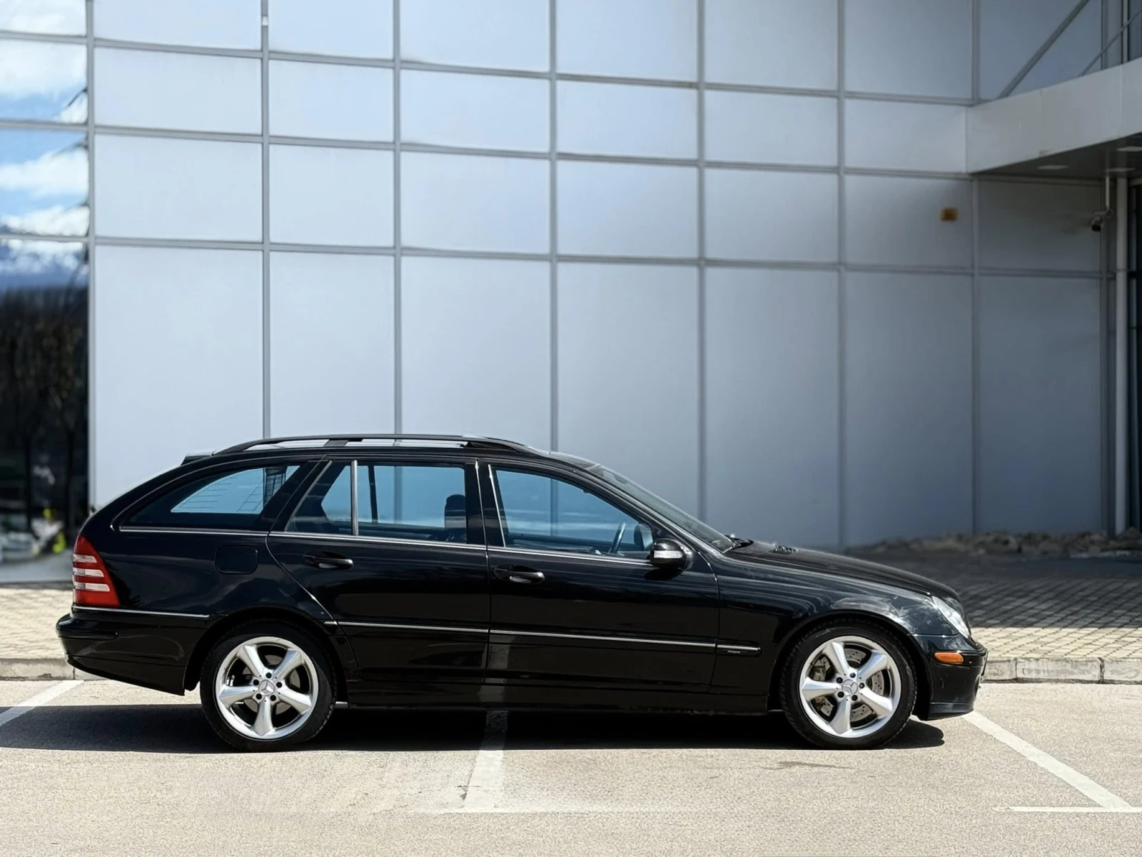 Mercedes-Benz C 320 7 g tronik TOP !, снимка 8 - Автомобили и джипове - 54163609