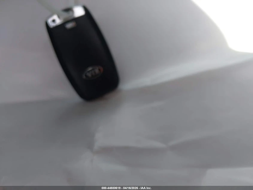 Kia Optima 2.4L I-4 DI, DOHC, VVT, 185HP Front Wheel Drive | Mobile.bg � ����������� 11