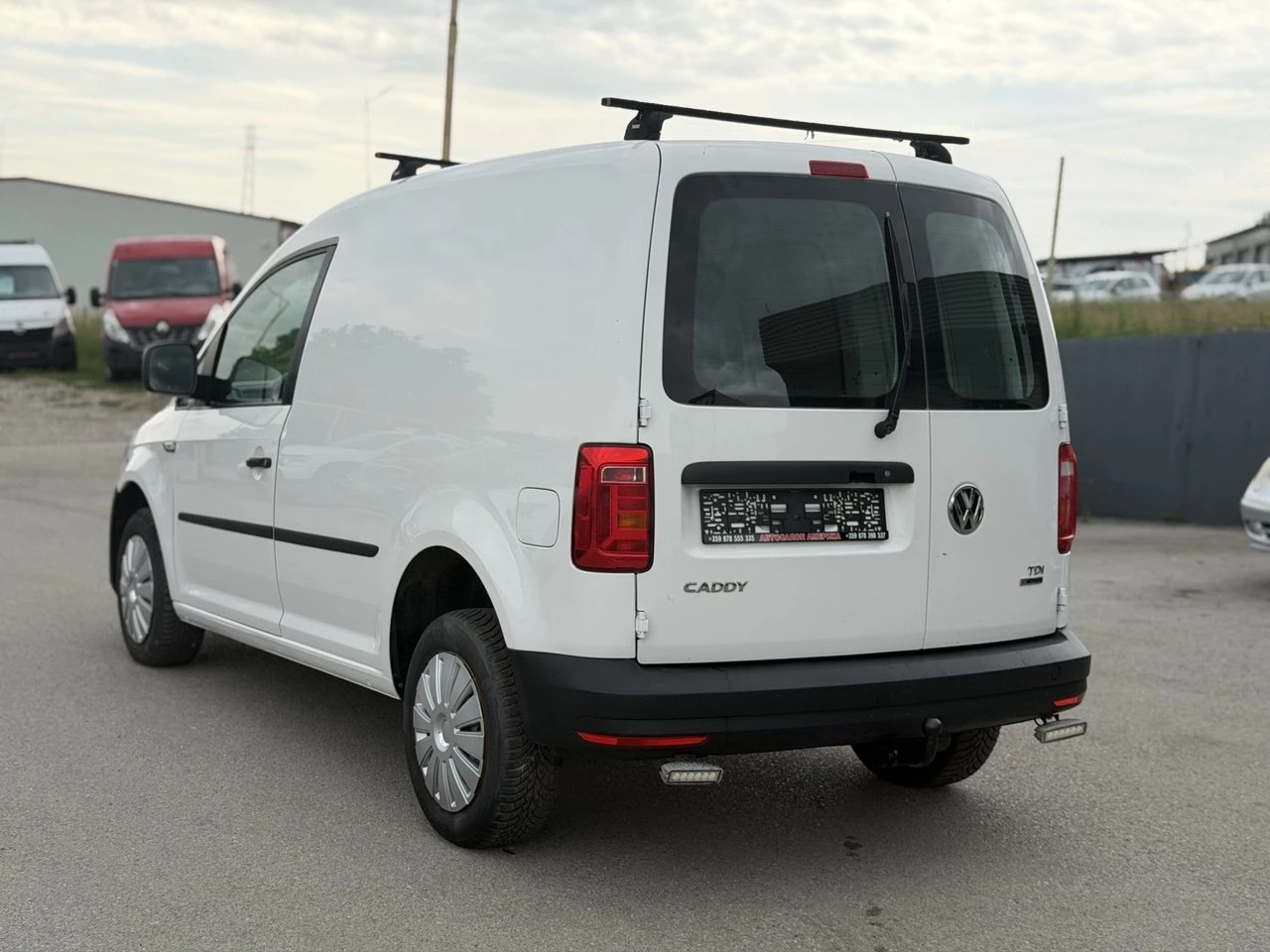 VW Caddy 2.0TDI 4MOTION 86000km, снимка 4 - Автомобили и джипове - 54743188