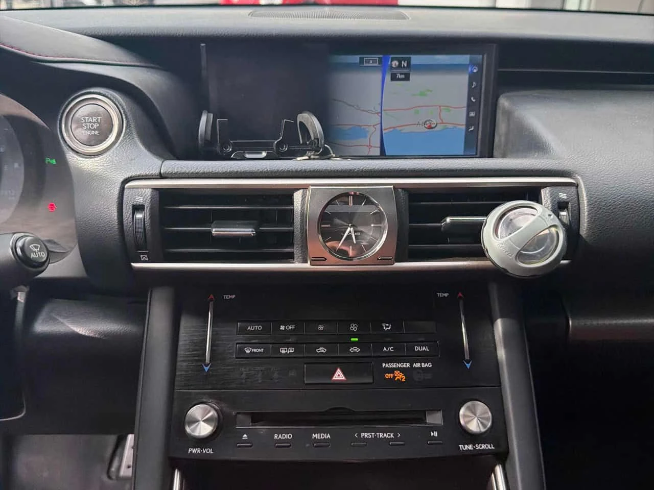 Lexus IS * 350 * АВТОКРЕДИТ БЕЗ ПЪРВОНАЧАЛНА ВНОСКА* , снимка 9 - Автомобили и джипове - 55071574