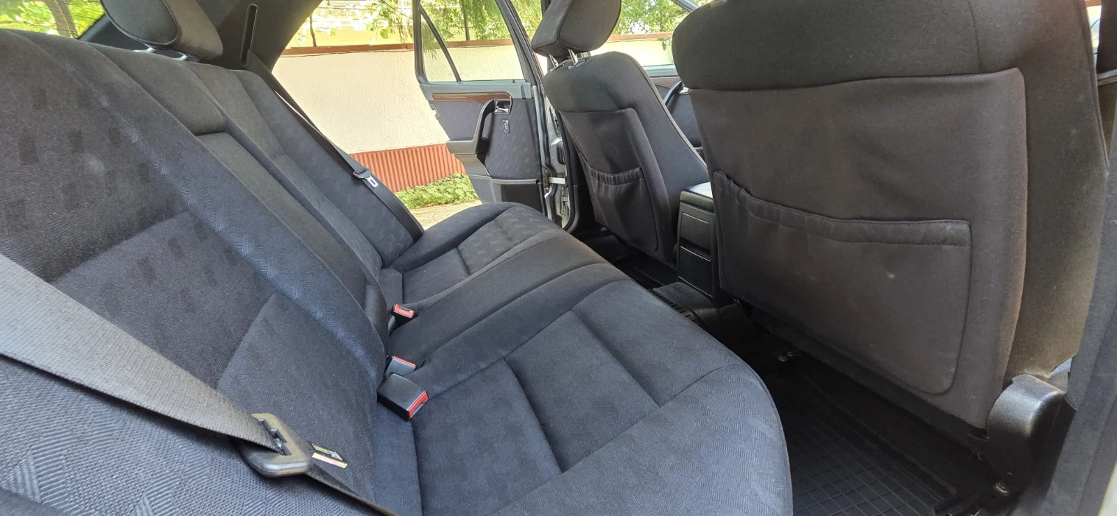 Mercedes-Benz C 200, снимка 13 - Автомобили и джипове - 55524112