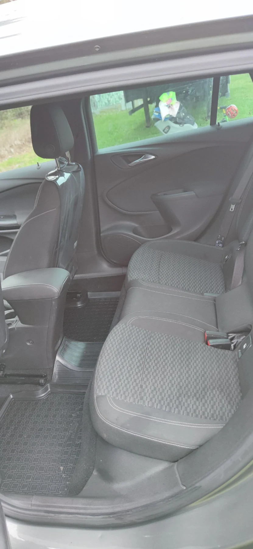 Opel Astra Sport Tourer , снимка 4 - Автомобили и джипове - 55717564