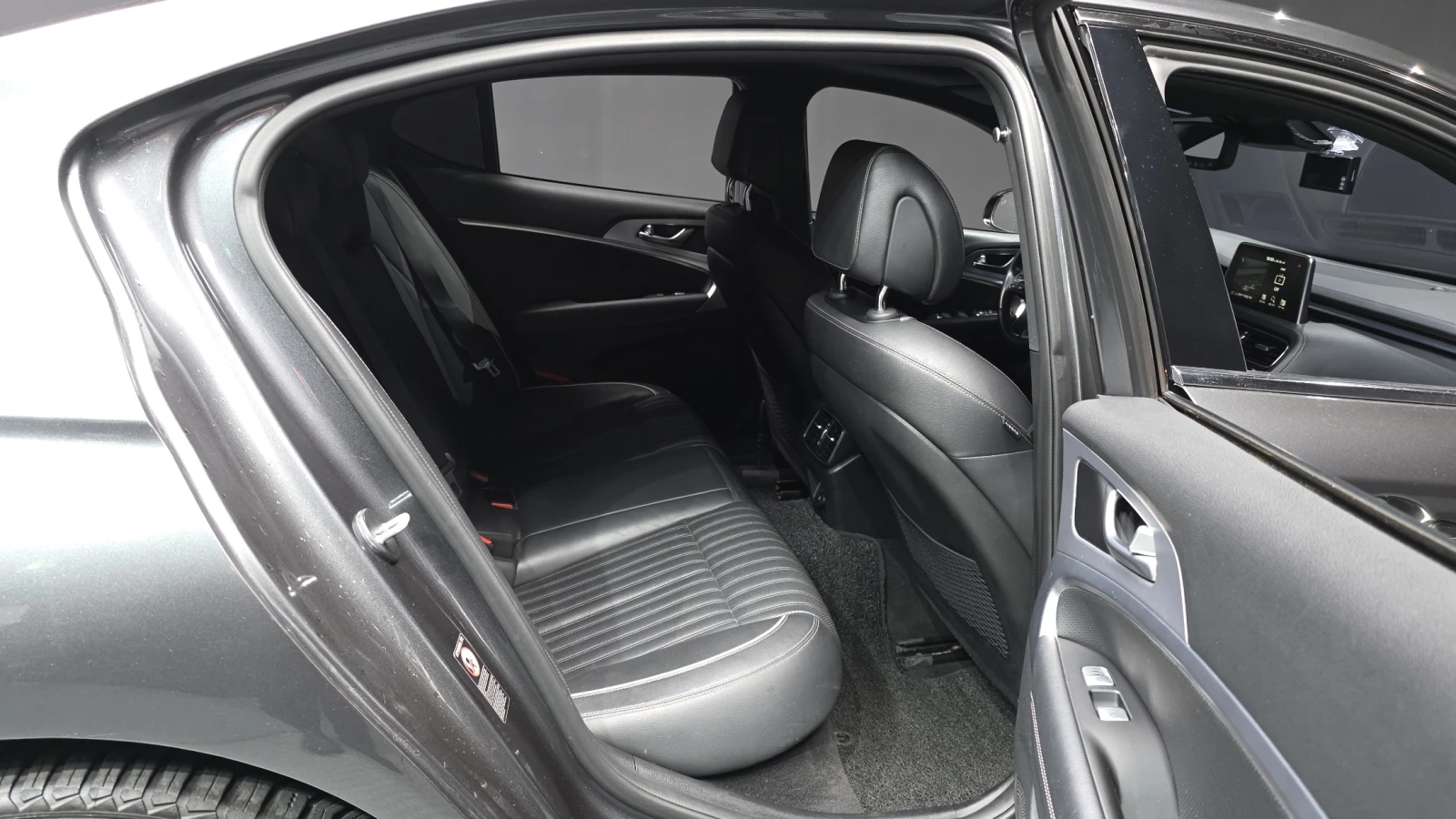 Genesis G70 3.3T Sport 2WD ADVANCED autoprime.bg, снимка 12 - Автомобили и джипове - 55901925