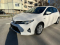 Toyota Auris Хибрид - изображение 7